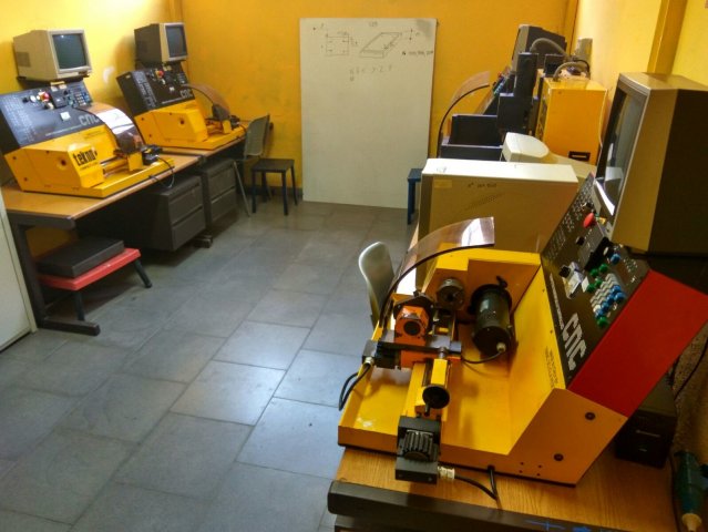 Lab. Macchine Utensili CNC